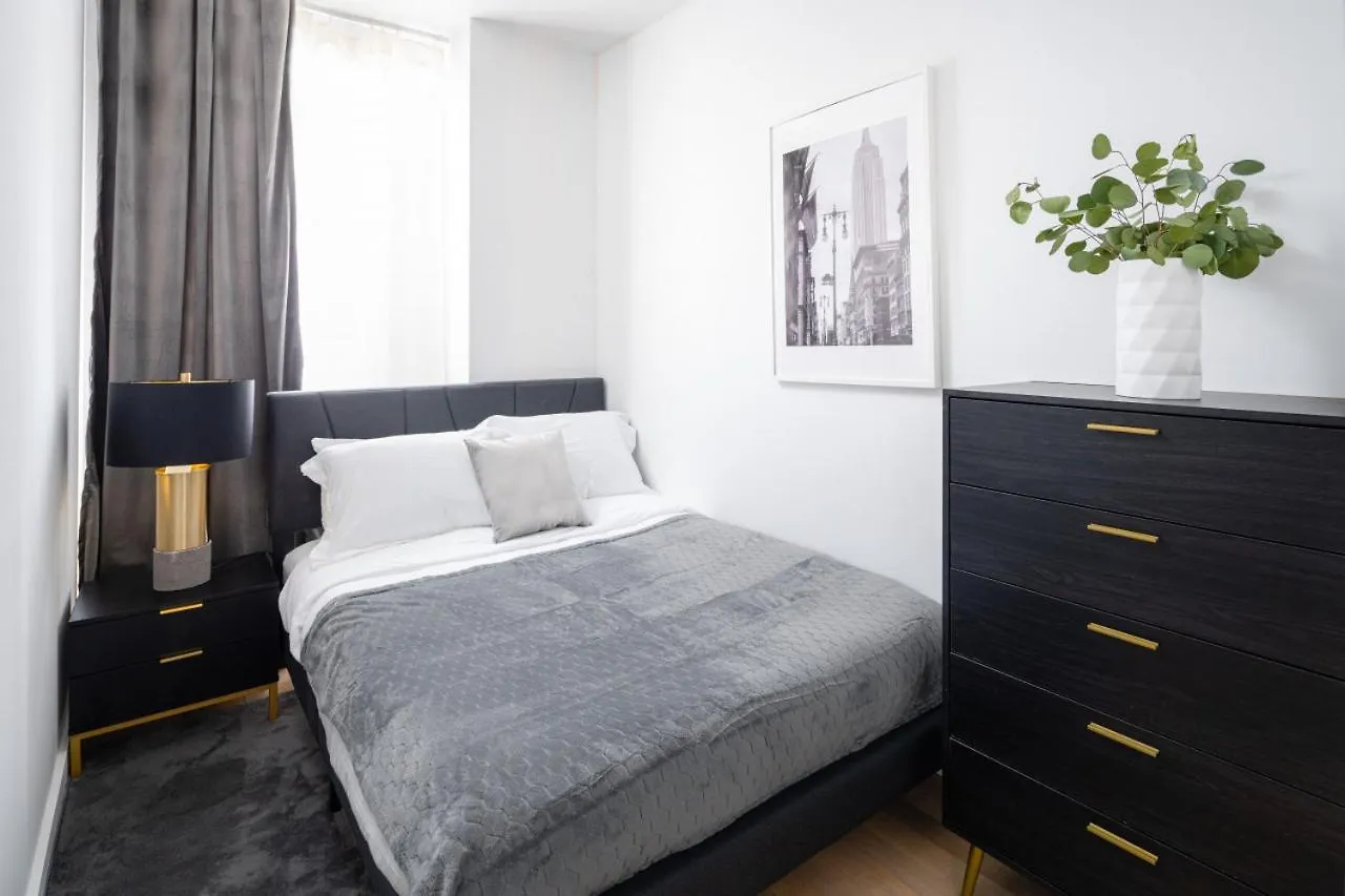 Beautiful 2Bd With A Gym Near Times Square Apartment New York United States